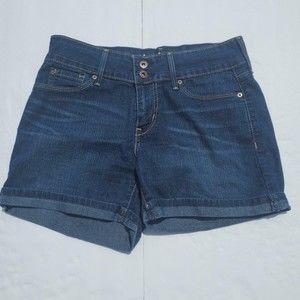 Denizen from Levi's Women's Blue Denim Shorts Cuffed Size 2